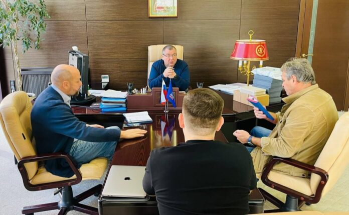 Депутат Юрий Алексеев провел рабочее совещание по вопросам отделочных работ банно-оздоровительного комплекса «Бани Алексеева»