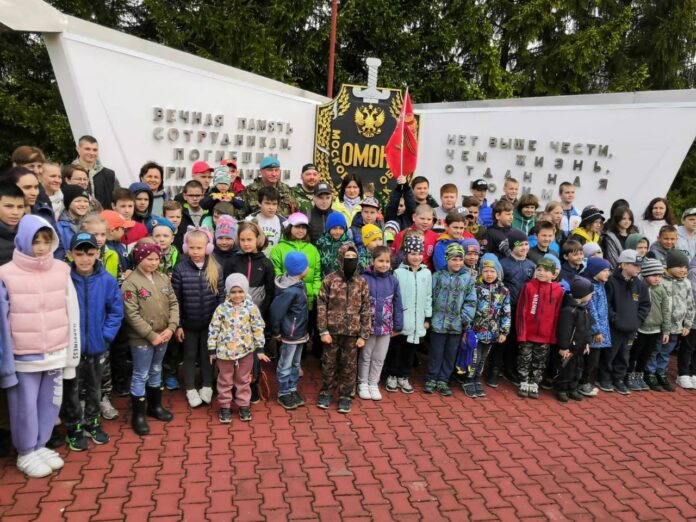 Юные десантники из Подольска приняли участие в полевом выходе