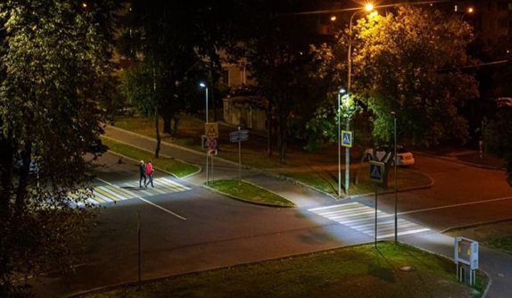 Подсветка пешеходных переходов ночью