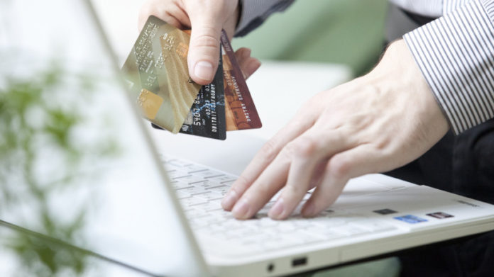 Сбербанк начал выдачу беспроцентных кредитов на зарплату предпринимателям Подмосковья