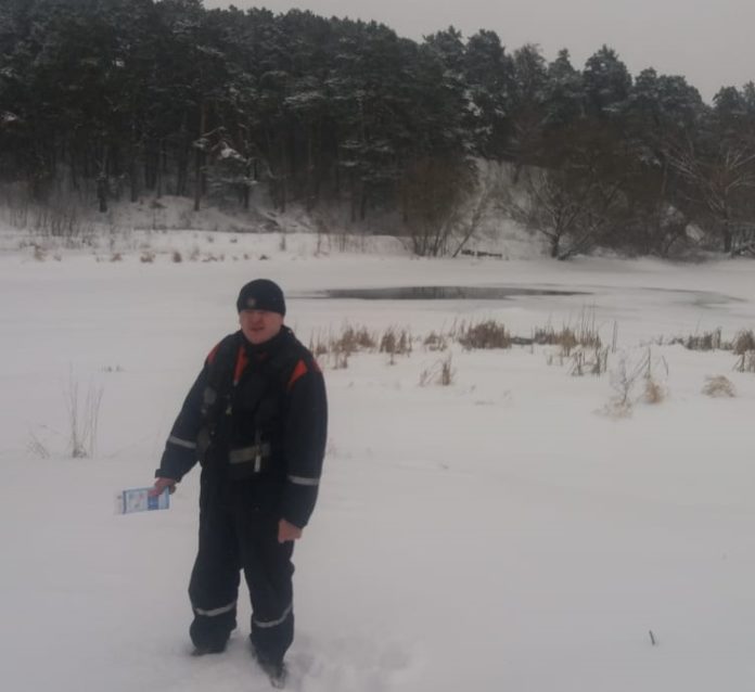 «Мособлпожспас» предупреждает жителей округа: на реках остаются участки, где вода не замерзает