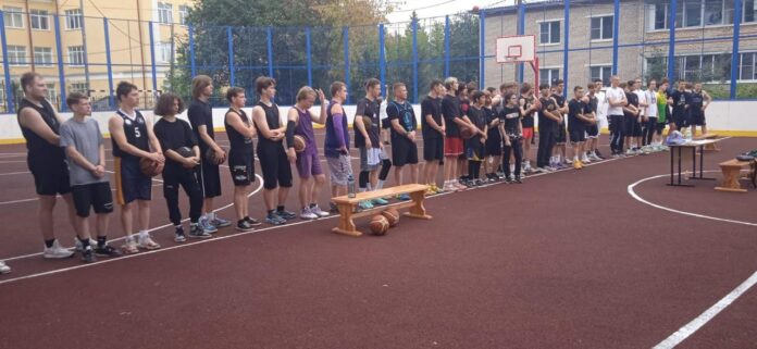 В спорткомплексе «Цезарь» горокруга Подольск прошел турнир по баскетболу 3х3 в рамках партийного проекта...