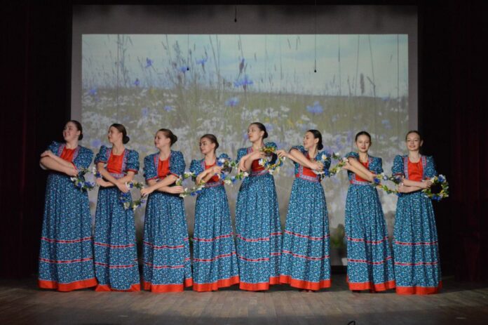 В СДК «Молодежный» состоялся праздничный концерт, посвящённый Дню защитника Отечества