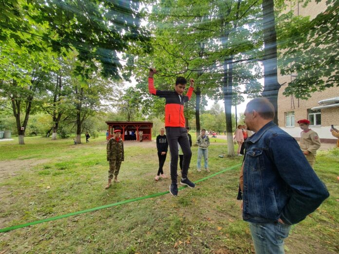 Профильная военно-патриотическая игра «Защитники Отечества» состоялась на базе школы № 14