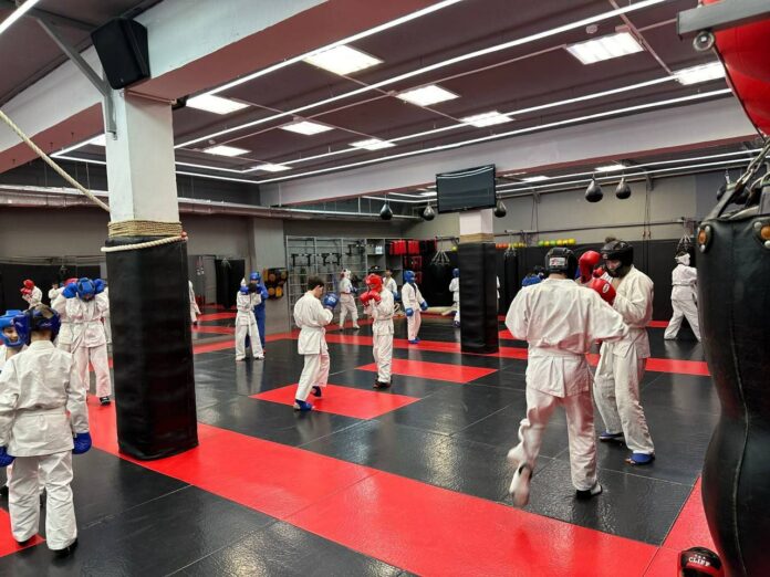 Депутат Совета депутатов побывал на мероприятии в спортивном клубе по рукопашному бою «Патриот»