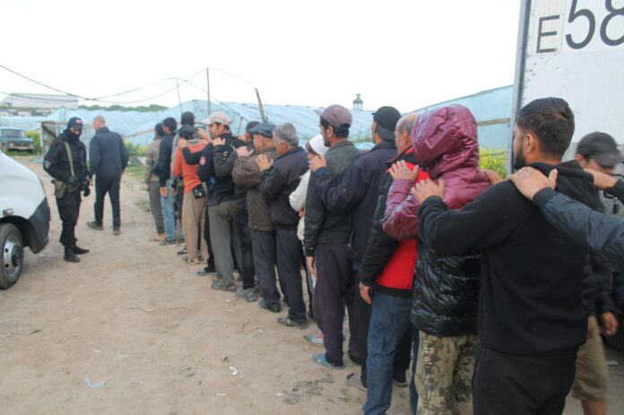 О местах концентрации незаконных мигрантов сообщайте в полицию