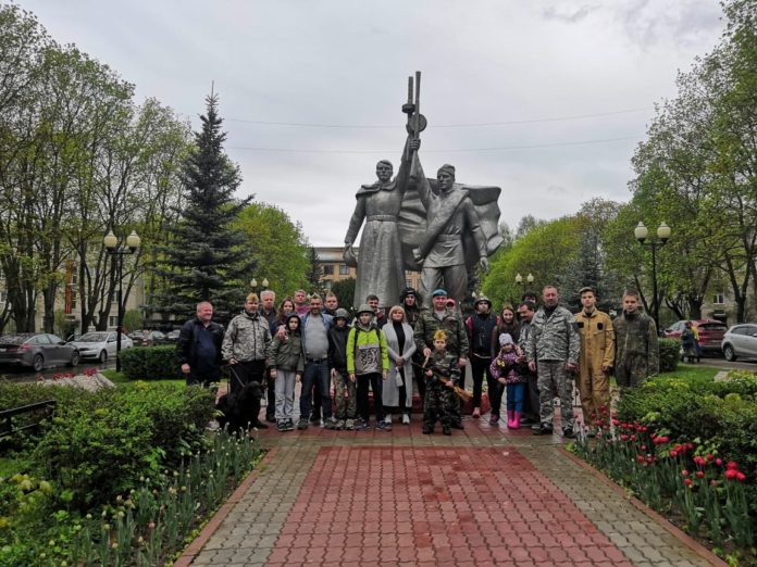 В честь 75-й годовщины Великой Победы подольские десантники провели автопробег по микрорайонам Подольска