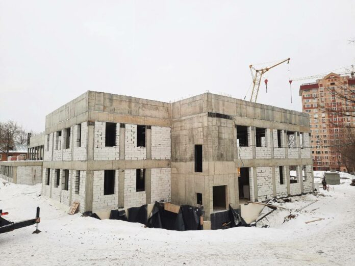 Строительство детского сада в Климовске идет по графику