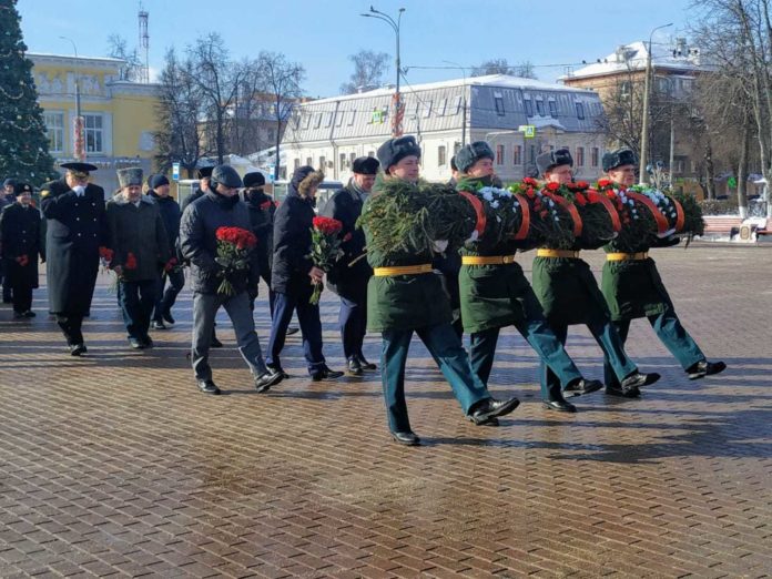 Большой Подольск принял участие во Всероссийской акции «Защитим память героев»