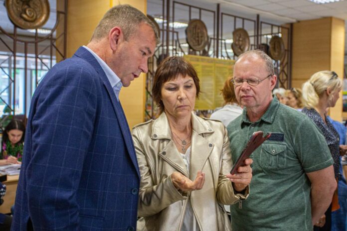 Выездная администрация» отработала в микрорайоне Подольска