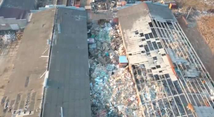 Правоохранительные органы изберут меру ответственности для организаторов складирования ТКО у деревни Малое Брянцево