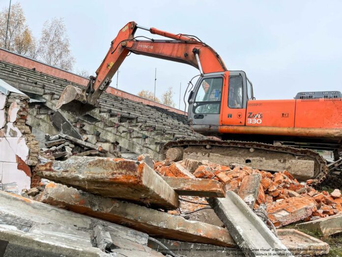 В Климовске началась реконструкция стадиона «Весна»