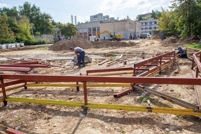 Лекторий под открытым небом появится в школе №18 имени Подольских курсантов