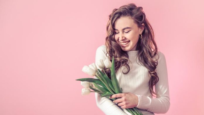 Волонтеры Подольска поздравят женщин