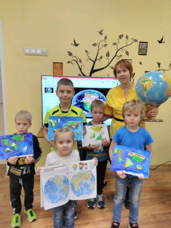 В библиотеке № 11 состоялось очередное занятие «Юных путешественников»