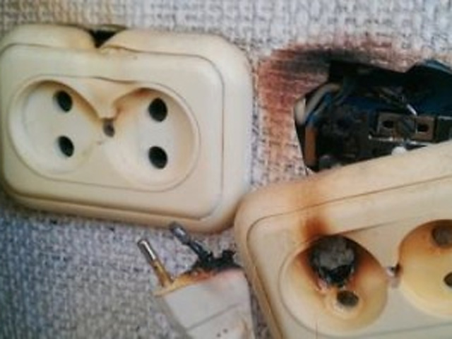 Неисправная электропроводка может стать причиной возгорания
