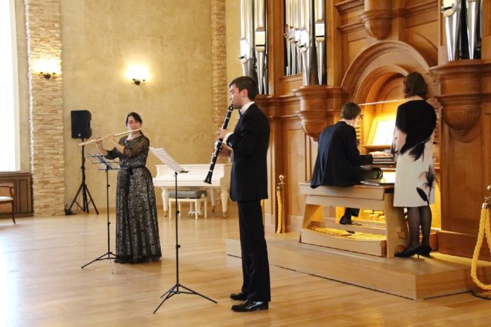 Концерт «Связь времён и традиций» прошел в КПЦ «Дубровицы»