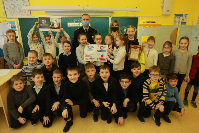 Урок БДД «Внимание на дорогу» прошел в школе № 33