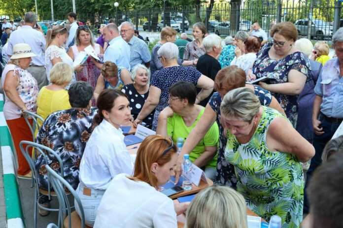 К жителям Железнодорожного приехала выездная администрация Подольска