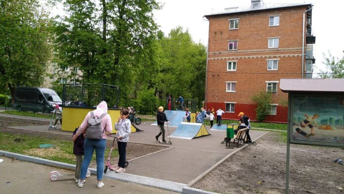 Скейт-площадка открылась в мкр. Южный