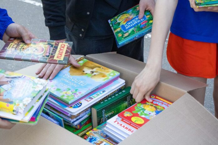 «Единая Россия» дала старт ежегодной акции «Собери ребенка в школу»