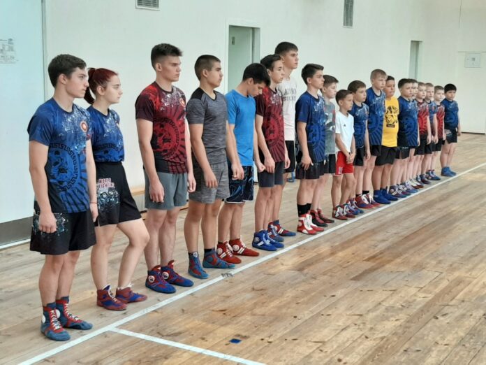 Спортивные учебно-тренировочные сборы проходят в школе № 32 города Подольск