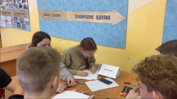 Викторина приуроченная ко Дню родного языка прошла в колледже Московия (СП Львовское)