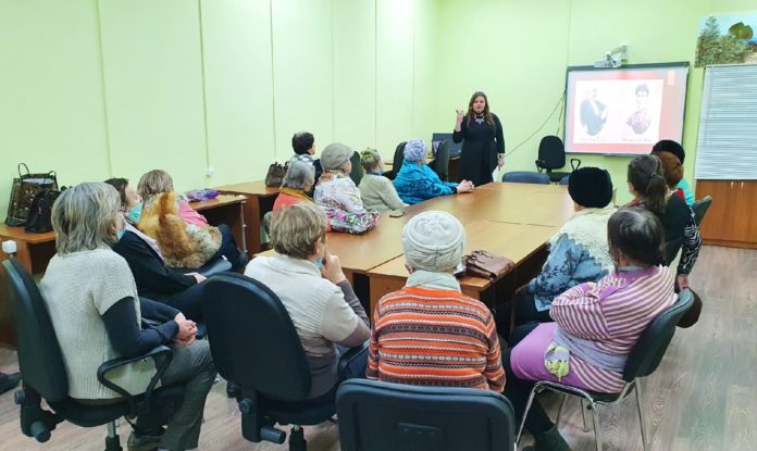 Виртуальная экскурсия «П.И. Чайковский в Плещеево» прошла для участников любительского объединения «Житейская мудрость»