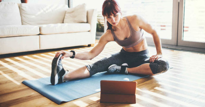 Жителей Подольска приглашают присоединиться к челленджу «Живу спортом дома»