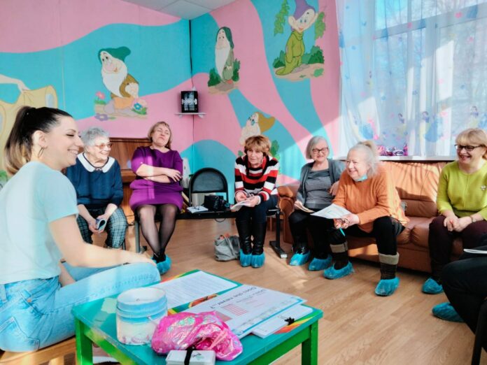 Встреча участников группы «Говорить по-английски» прошла в КДЦ «Южный»