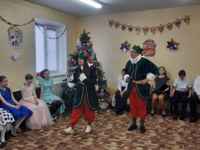 Детей из детского дома Тамбовской области и школ-интернатов Подольска поздравили сотрудники НИИ НПО «ЛУЧ»