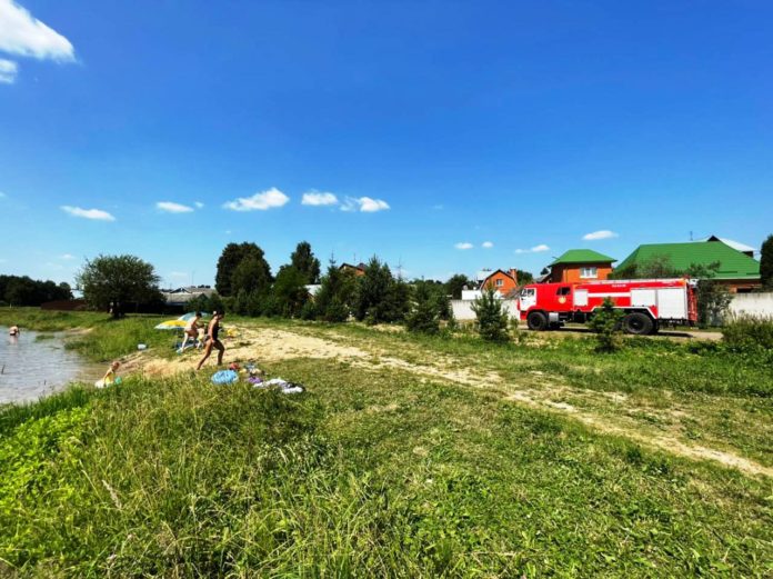 Мониторинг несанкционированных мест для купания проводится сотрудниками подольского «Мособлпожспас»