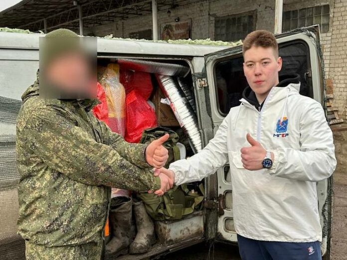 Активист подольского отделения «Молодой Гвардии Единой России» передал гуманитарную помощь военнослужащим