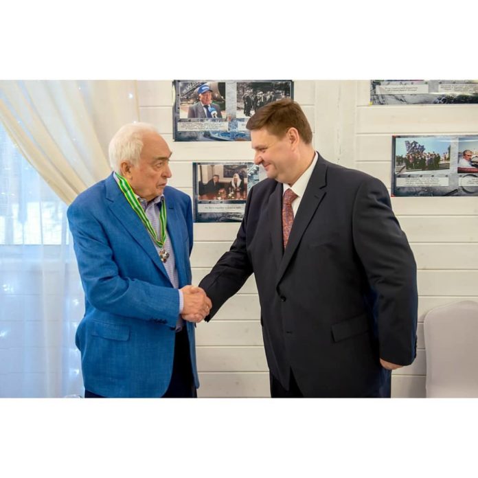 Заслуженному машиностроителю РФ, почётному гражданину Подмосковья и города Подольска Владимиру Овчару исполнилось 80 лет