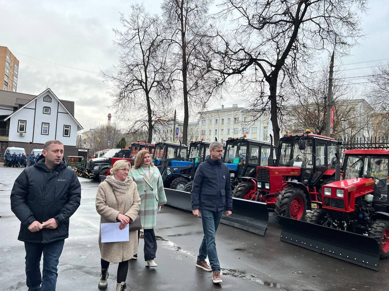 Готовность техники к зиме проверили в центральном парке Подольска