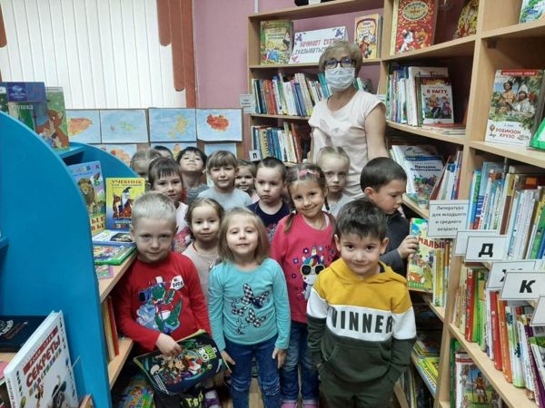 Литературный праздник, посвящённый русским народным и авторским сказкам, прошёл в поселке Молодёжный