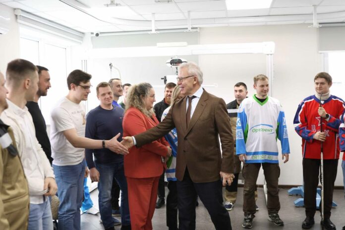 Депутат Государственной думы Вячеслав Фетисов встретился с волонтерами, спортивной общественностью и трудовыми коллективами Подольска