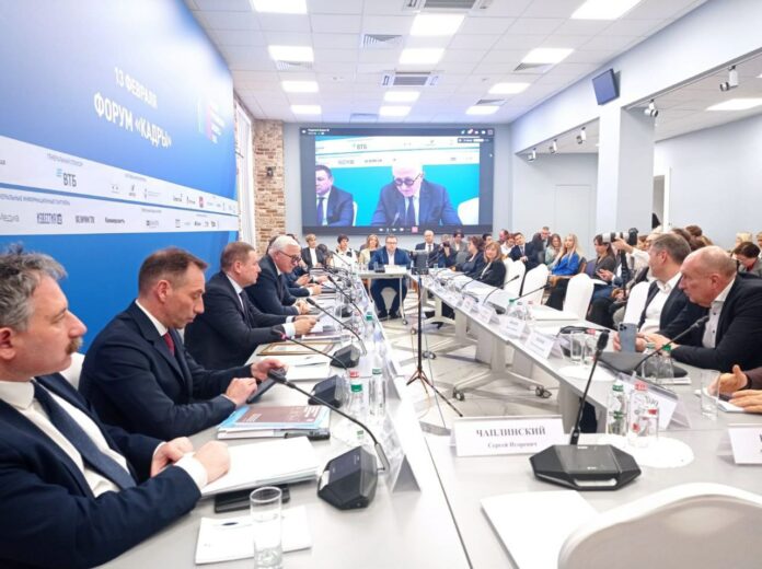 Депутат Совета депутатов Михаил Жученко принял участие в форуме на базе Российского союза промышленников...