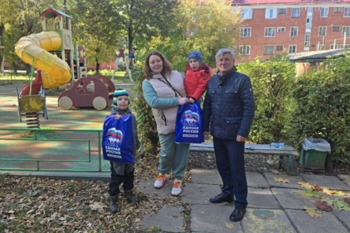 Детям героев собрали наборы для учебы в рамках акции «Собери ребенка в школу»