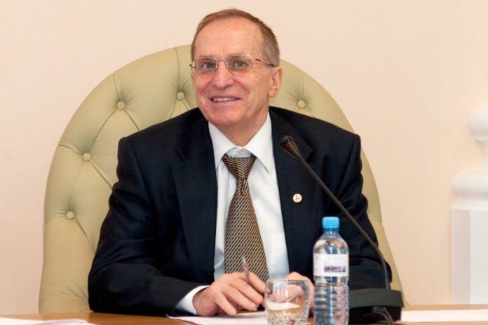 78 лет исполнилось почетному гражданину города Подольск Юрию Драгунову