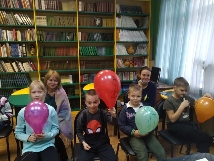 В библиотеке №4 состоялся мастер-класс в честь Дня матери