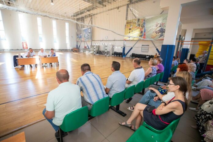 На Гривно состоялась встреча с жителями по вопросам ЖКХ