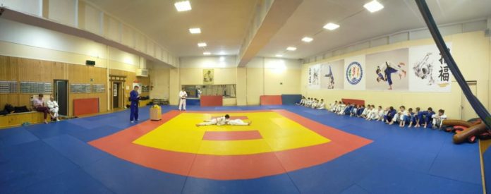 Юные дзюдоисты из мкрн. Климовск завершили тренировочный год