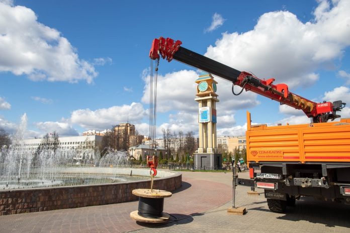 В сквере Поколений произойдет замена подземного кабеля и установка новых плафонов на светильниках