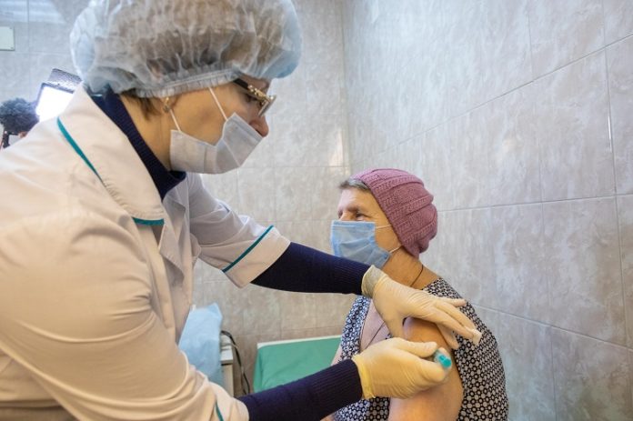 В сельской амбулатории поселка Быково функционирует пункт вакцинации от коронавируса