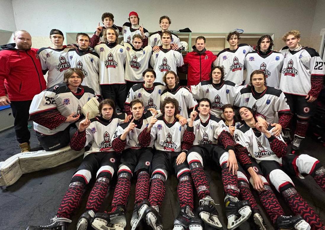 Хоккеисты из Подольска стали чемпионами и призерами первенства Московской области