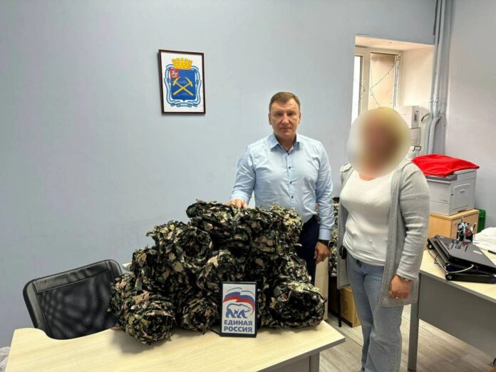 Депутат Юрий Стрелков помог передать гуманитарную помощь в зону СВО