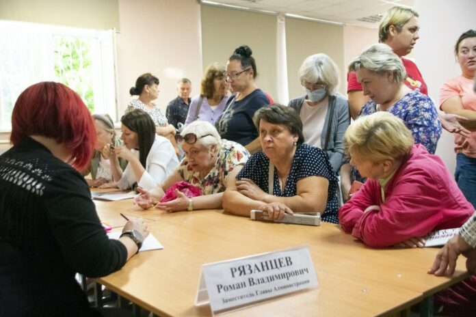 Выездная администрация Подольска встретилась с жителями Северного микрорайона