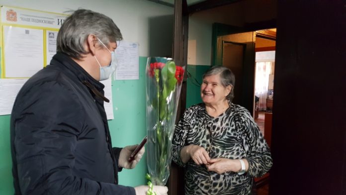 Юбилейные медали к 75-летию Победы участникам Великой Отечественной войны в Подольске вручают на дому