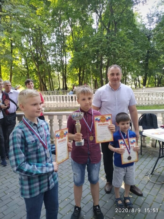 Турнир по шахматам, посвященный Дню физкультурника, прошел в Парке культуры и отдыха им. Виктора...